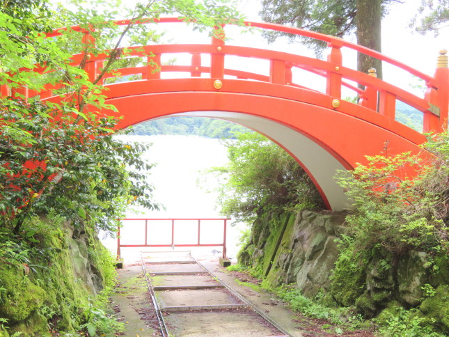 箱根神社太鼓橋写真