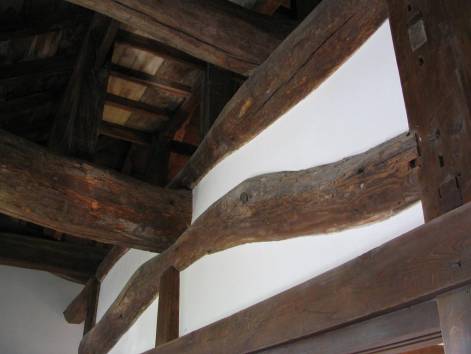 彦根城天守閣の柱写真・創建当時のままです
