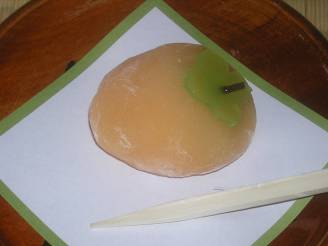 カキの形の茶菓子写真