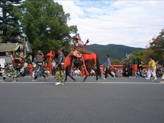 京都時代祭り吉野時代楠木正成の隊列写真