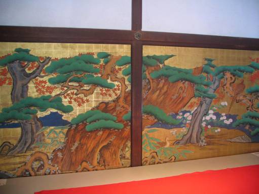 大覚寺の紅葉の襖絵写真