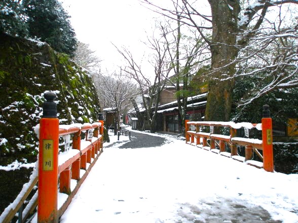 京都大原　未明橋　雪景色