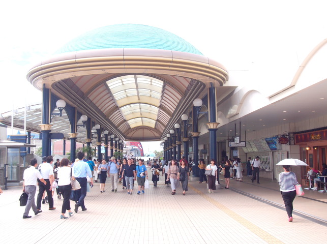JR舞浜駅前画像