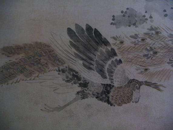 岸駒画の孔雀の間襖絵写真