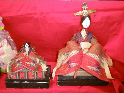 松崎町伊豆文邸に飾られた江戸天保年間の雛飾り写真