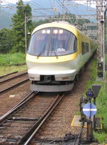 近鉄大阪線特急列車写真