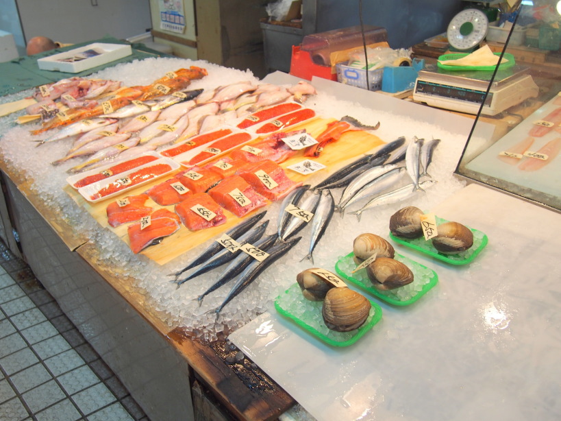 小樽中央市場鮮魚店画像