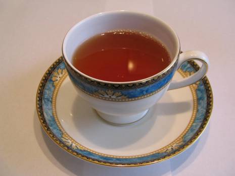 紅茶のきれいな赤色写真