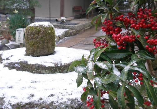 浄智寺境内　雪景色　画像
