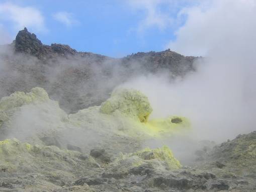 アサトヌプリ火山の硫黄
