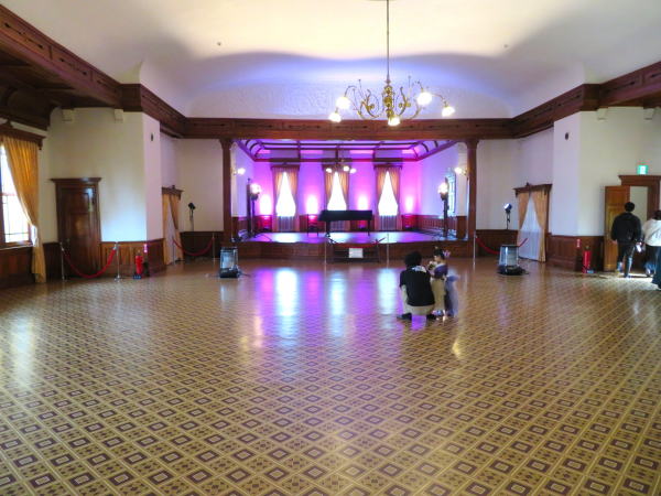 旧函館公会堂大ホール