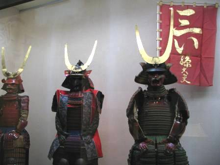 彦根城博物館の素晴らしい鎧兜の展示品写真