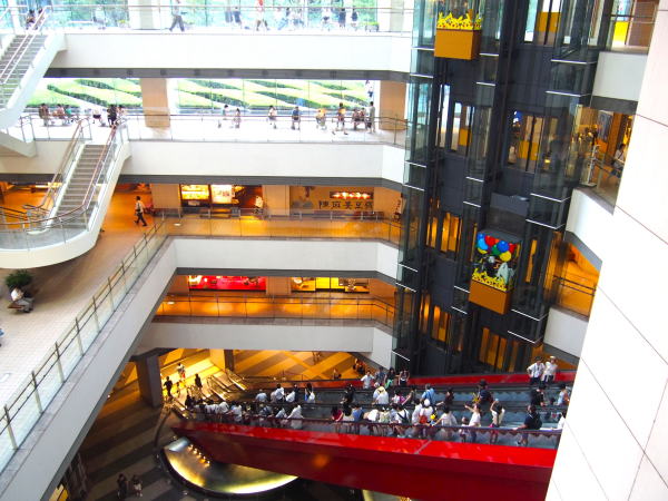 �N�C�[���Y�X�N�G�A���璭�߂�݂ȂƂ݂炢�w