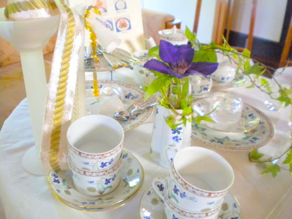 �O�����̉Ɣ��F�̐H��